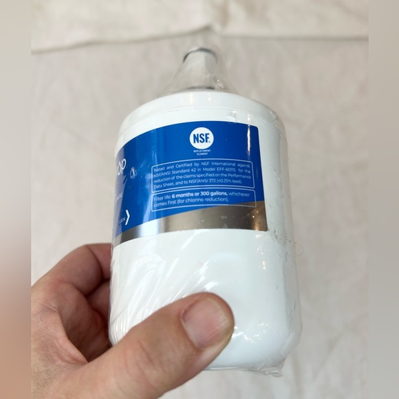 Waterdrop Refrigerator Water Filter Replacement for Samsung DA29-00003G - Picture 3 of 10